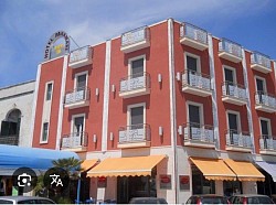Miramare  pizzeria - piazza Nazario Sauro - Porto Cesareo